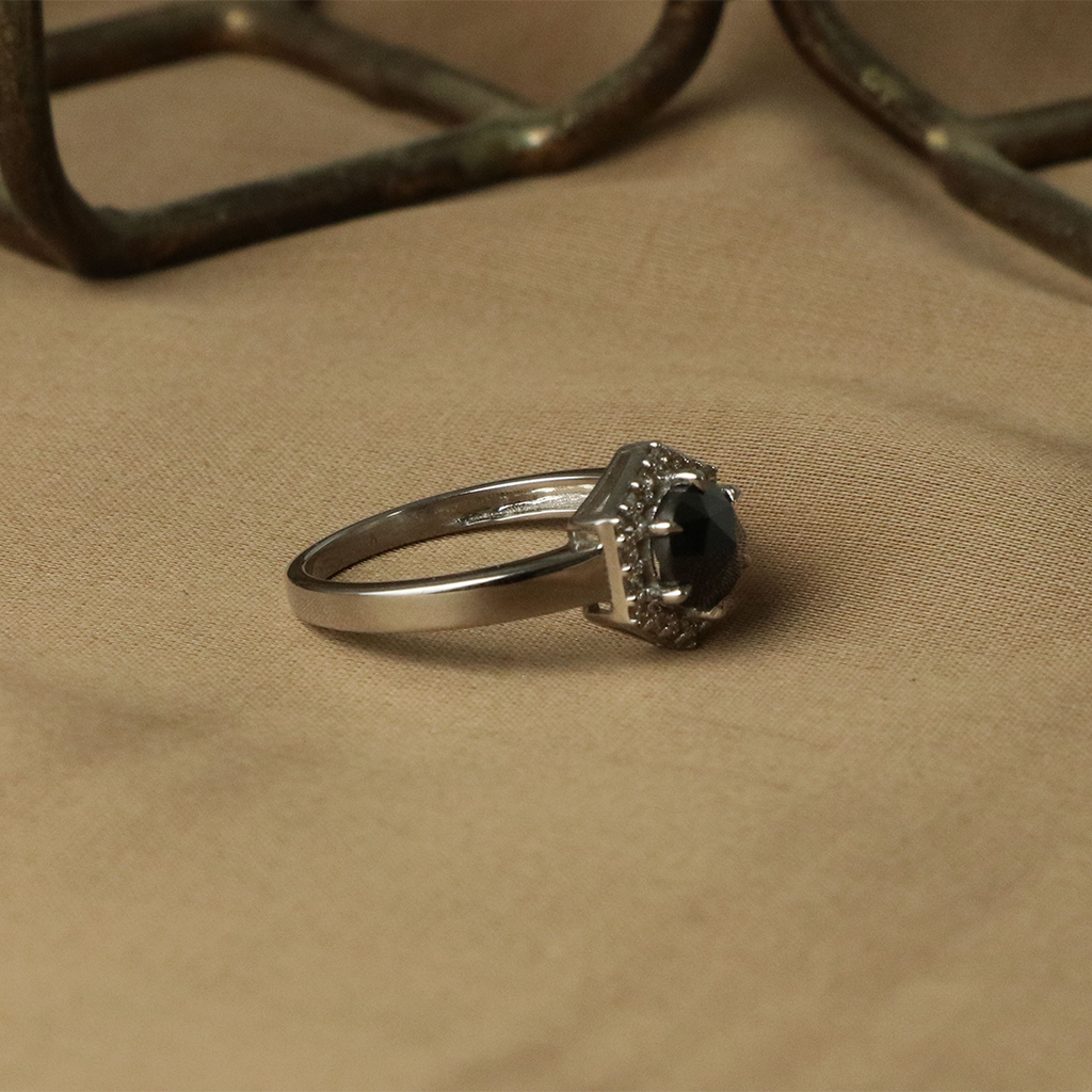 1.037 Cts. Black Diamond Gold Fancy Ring Jewellery