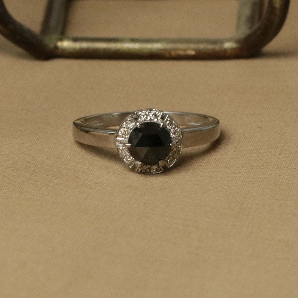 1.002 Cts. Black Diamond Gold Ring Jewellery