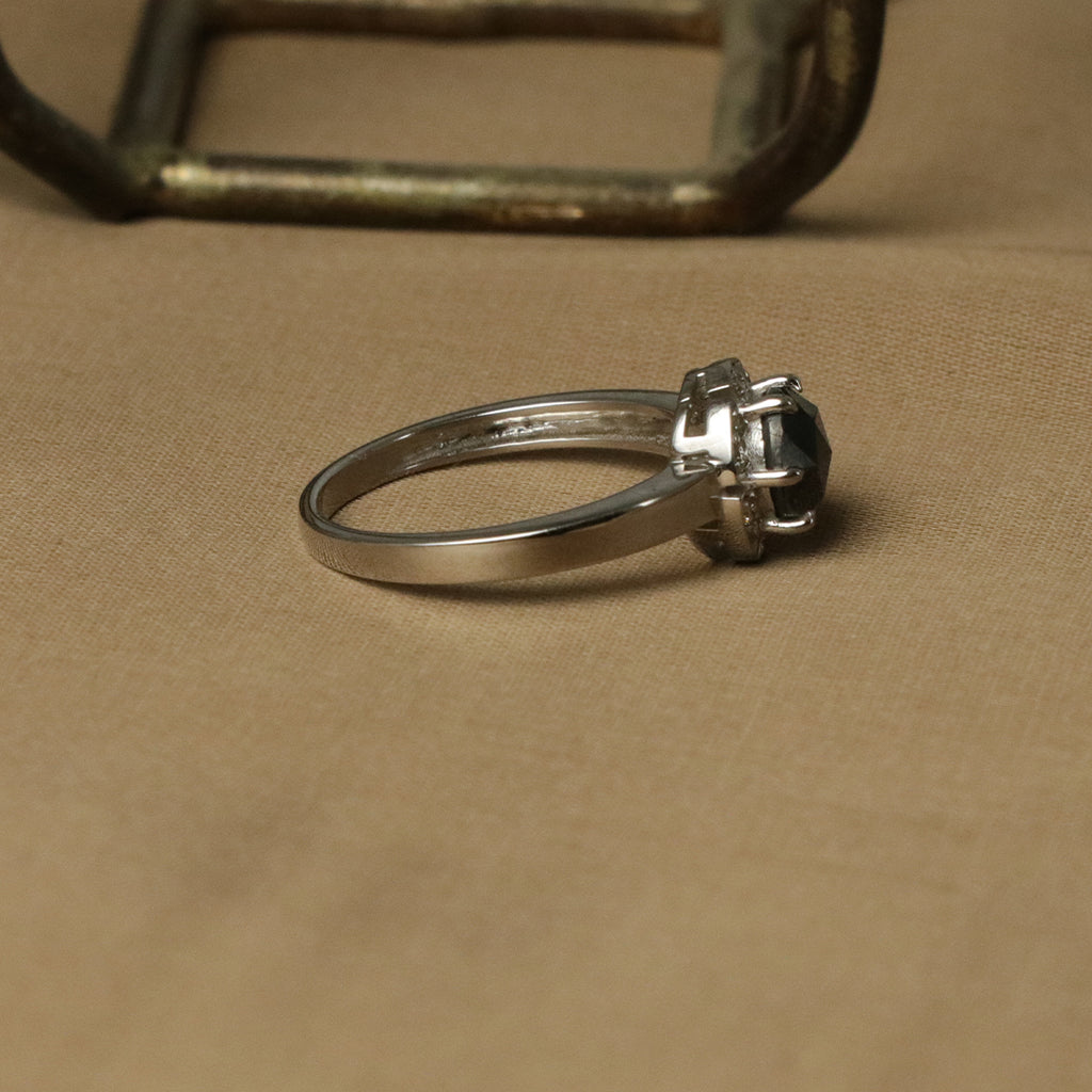 1.002 Cts. Black Diamond Gold Ring Jewellery